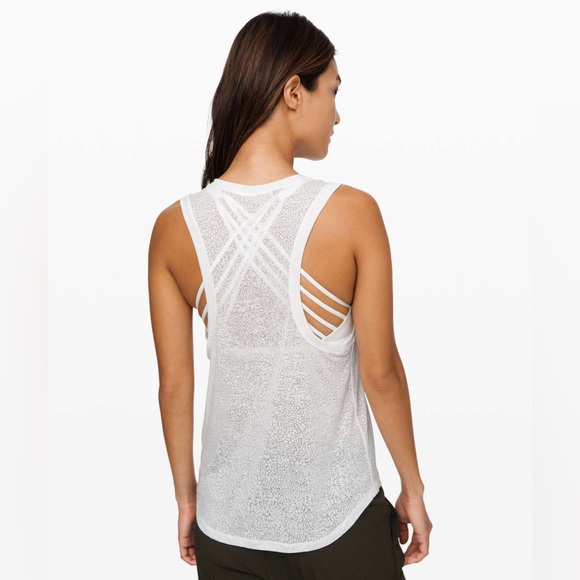 SOLD Lululemon Timeless Classic Tank in Polar Shift Veil White Size 10 - Picture 2 of 7